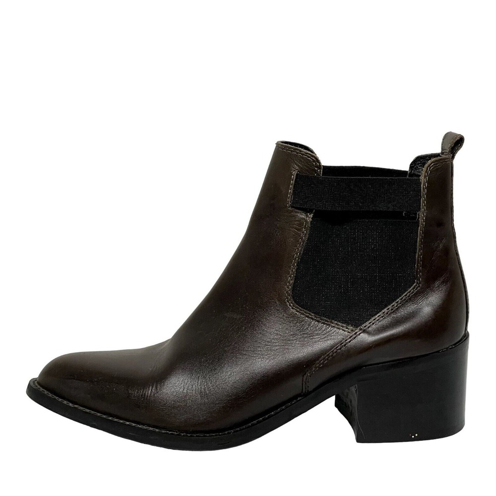 ERAM Chelsea Ankle Leather Boots Almond Toe‎ Size 9